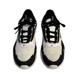 NIKE AIR MAX BOLT